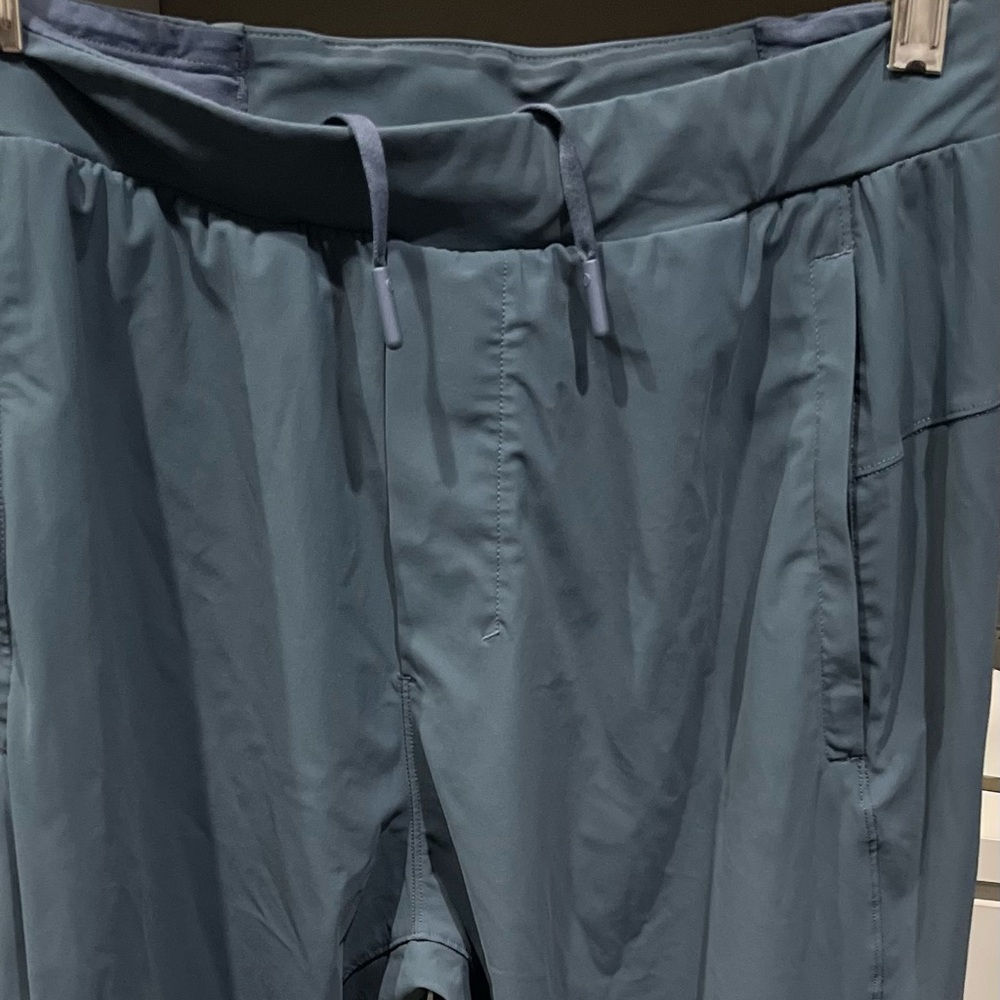 Lululemon Mens Joggers size S
